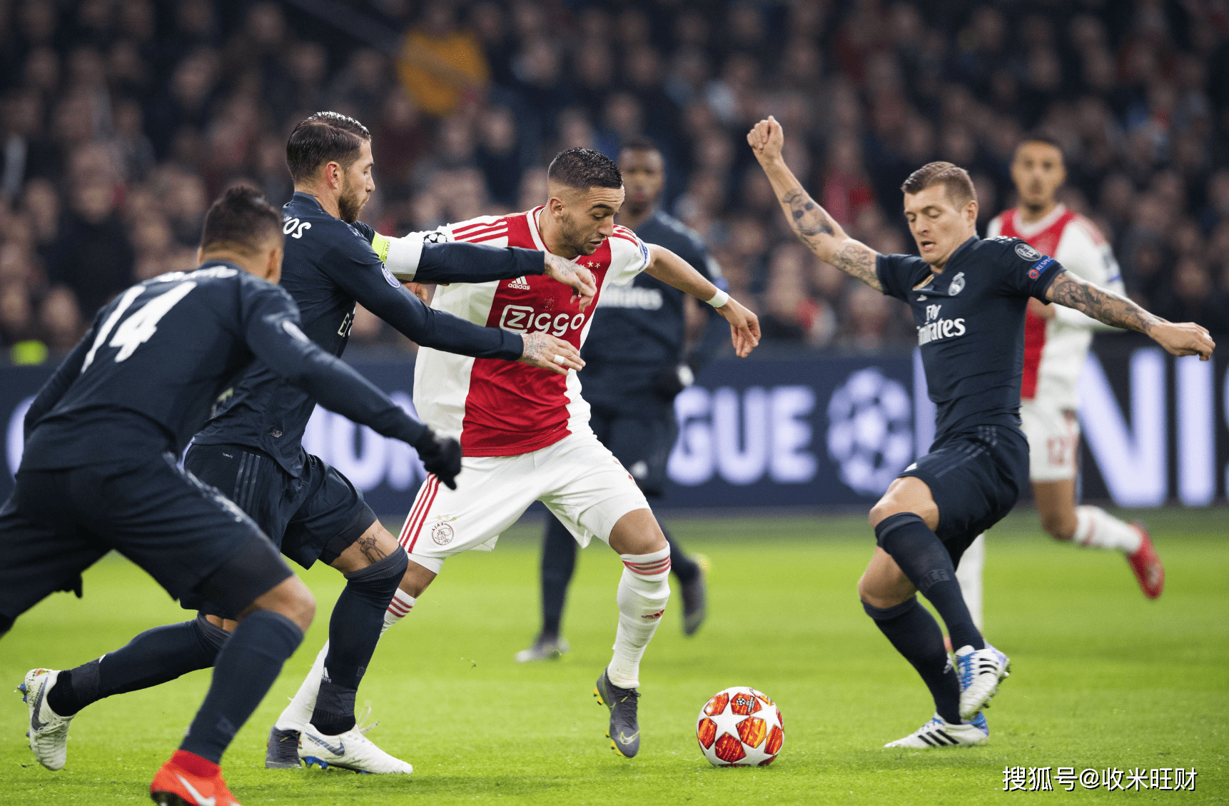 西汉姆伤情更新备战西甲犹他爵士伤情更新备战欧联，风云突变阿贾克斯关键时刻更衣室发声看傻球迷的简单介绍海星体育直播